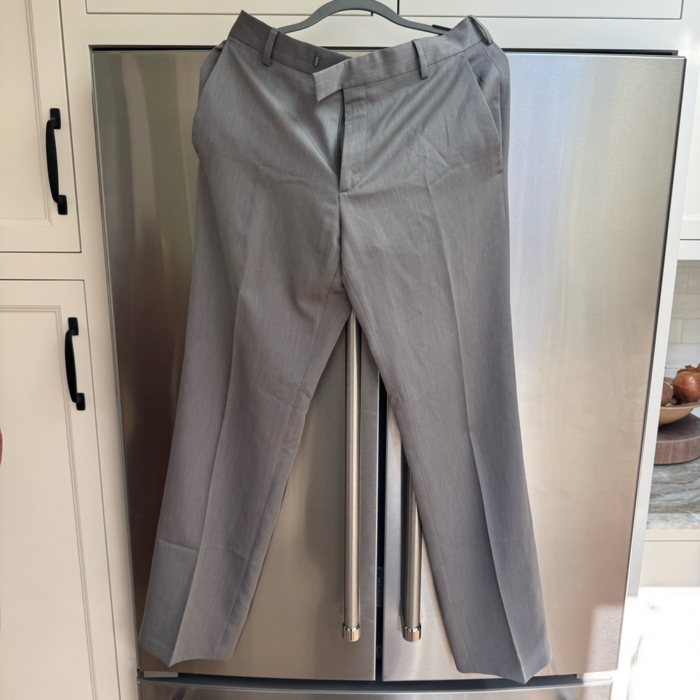 Gently worn, Kenneth Cole Reaction Men’s dress pants, 32”x32”, dark grey